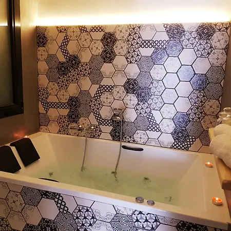 Superior With Jacuzzi Appartement Alicante